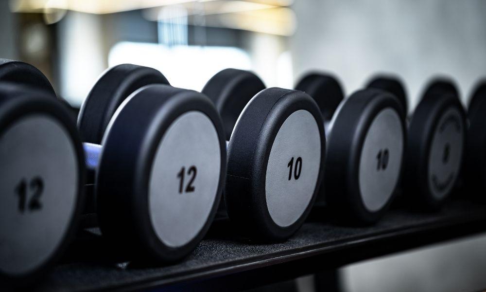 3 Advantages to Working Out Using Lighter Dumbbells - Utah Home Fitness