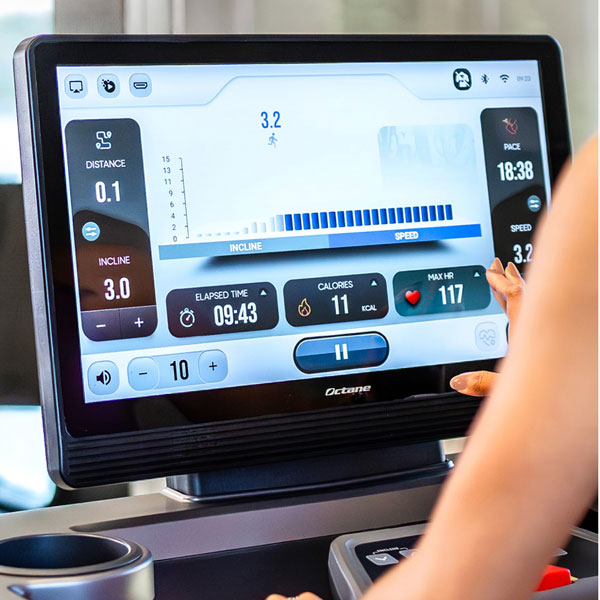 Octane OC220 entertainment screen | Top Fitness