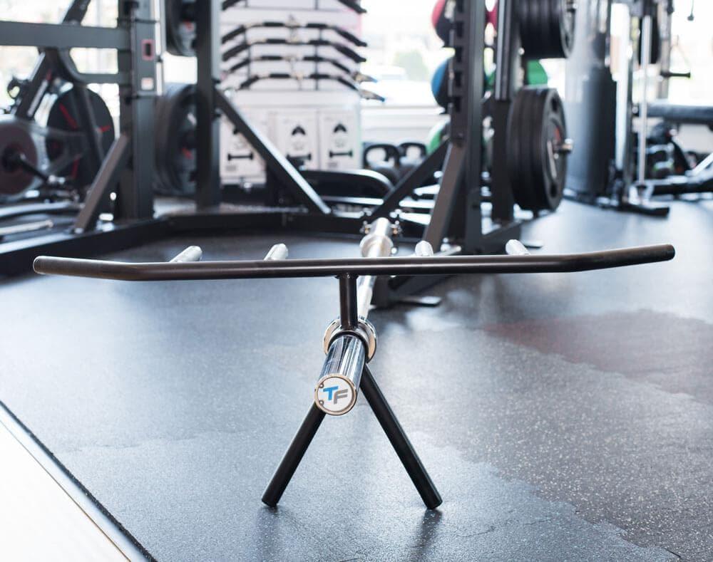 Landmine. Support révolutionnaire pour barre de musculation en T antidérapant. T bar row support idéal pour musculation et crossfit. Suppot pour barre olympique en T léger et portable Landmine. Support révolutionnaire pour barre de musculation en T antidérapant. T bar row support idéal pour musculation et crossfit. Suppot pour barre olympique en T léger et portable